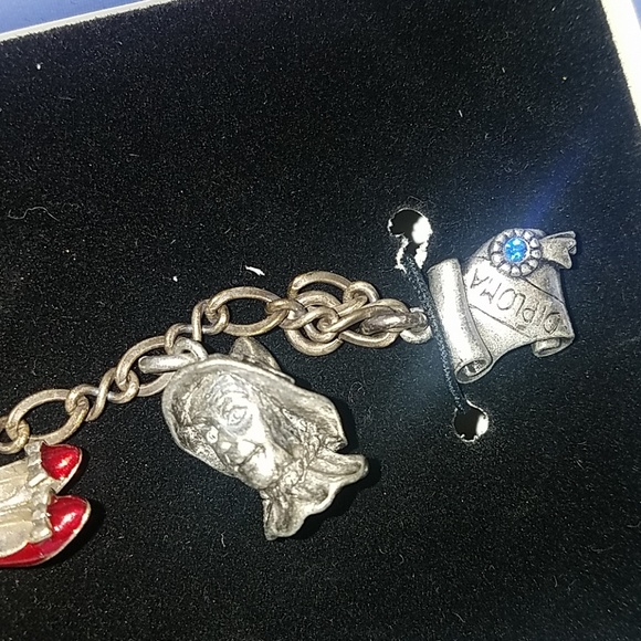 Vintage Wizard of Oz Bracelet - Picture 6 of 7
